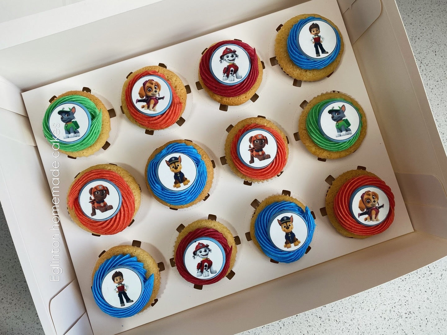Cupcakes with edible Printed topper