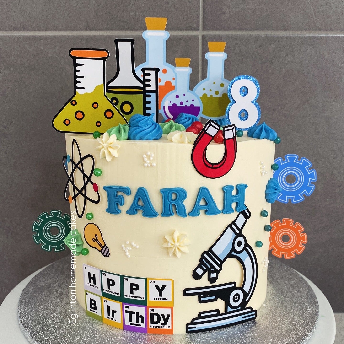 science cake cream colour