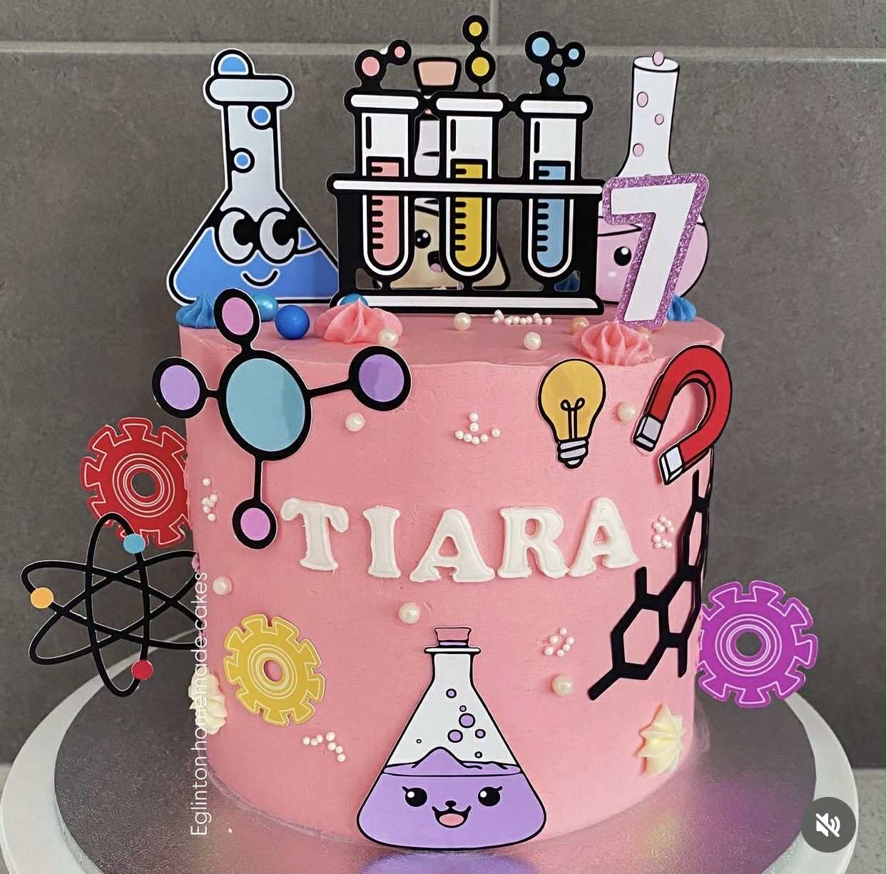 science pink cake 